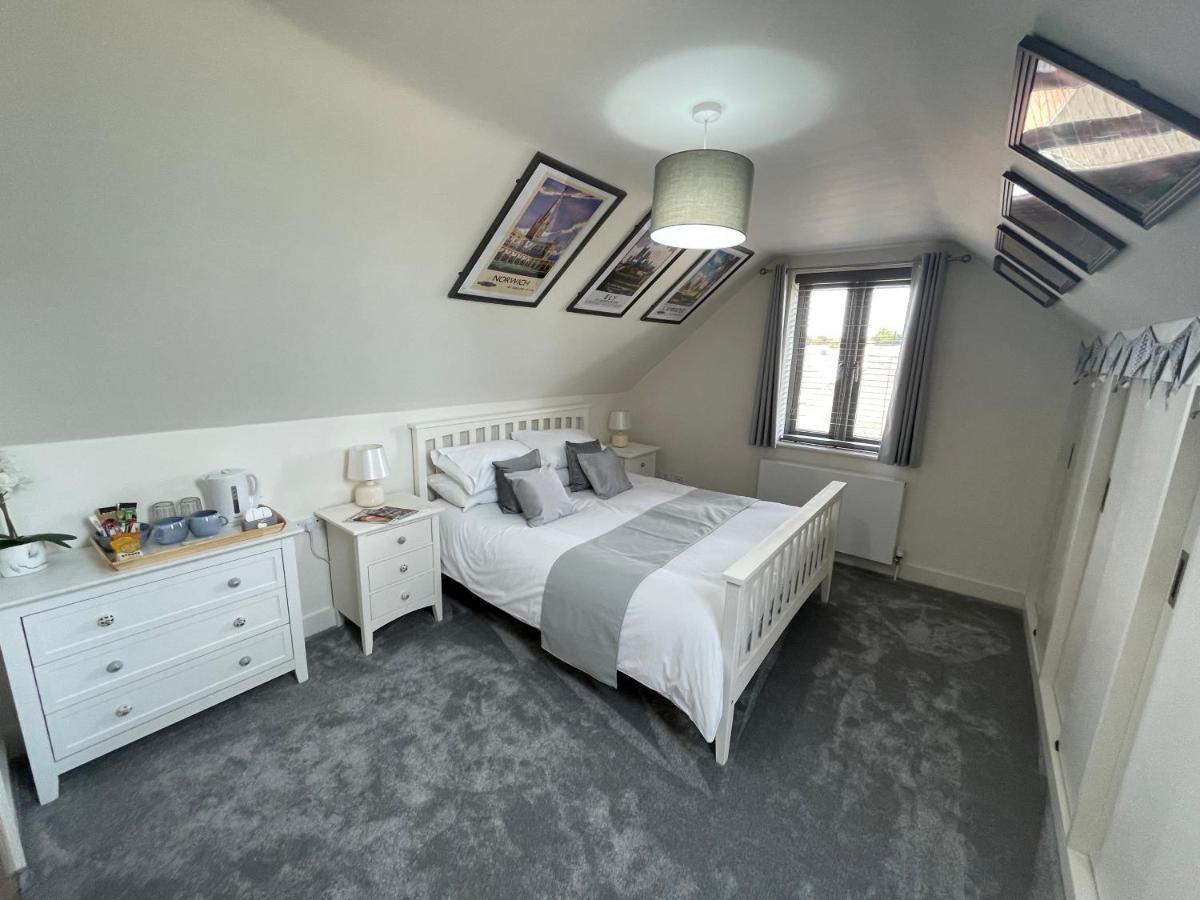The Top Floor Stretham Exterior foto